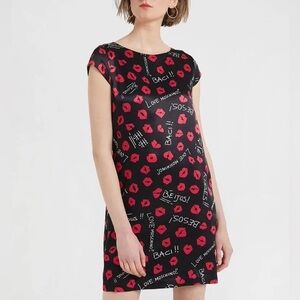 Love Moschino satin mini lips kisses printed shift dress, size 8